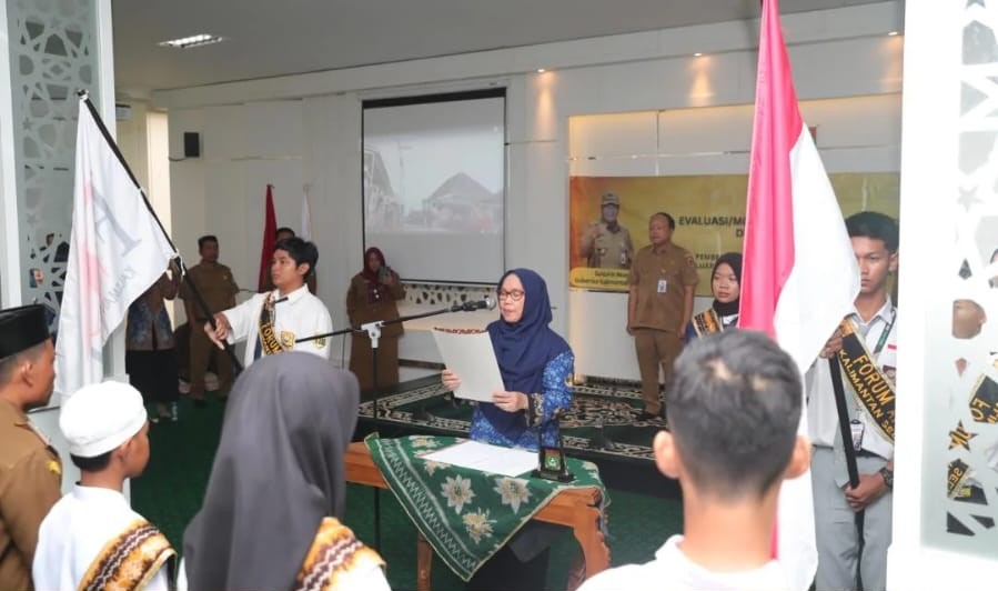 Monitoring dan Sekaligus Pengukuhan Forum Anak Desa