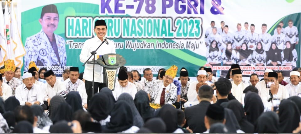 HUT PGRI Sekaligus HGN 2023 Abah Zairullah “Guru Adalah Orang Terbaik”