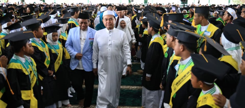 Abah Zairullah Doakan Ribuan Santri Jadi Pejabat Besar Dan Sukses