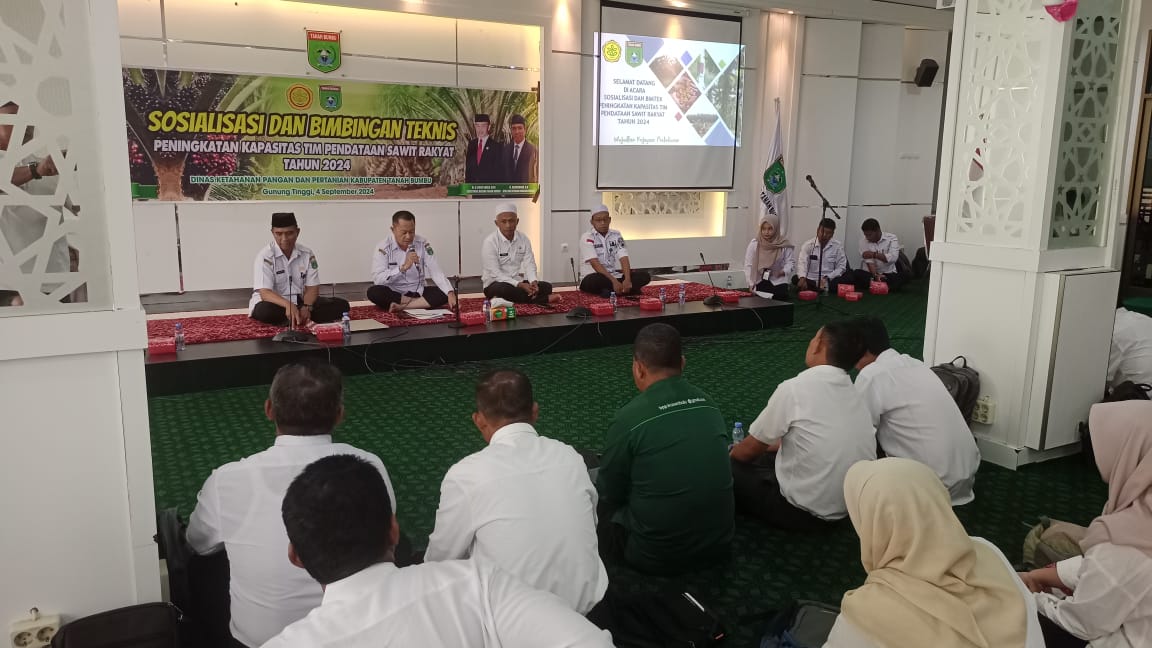 Tanah Bumbu Gelar Sosialisasi Peningkatan Kapasitas Tim Pendataan Sawit Rakyat
