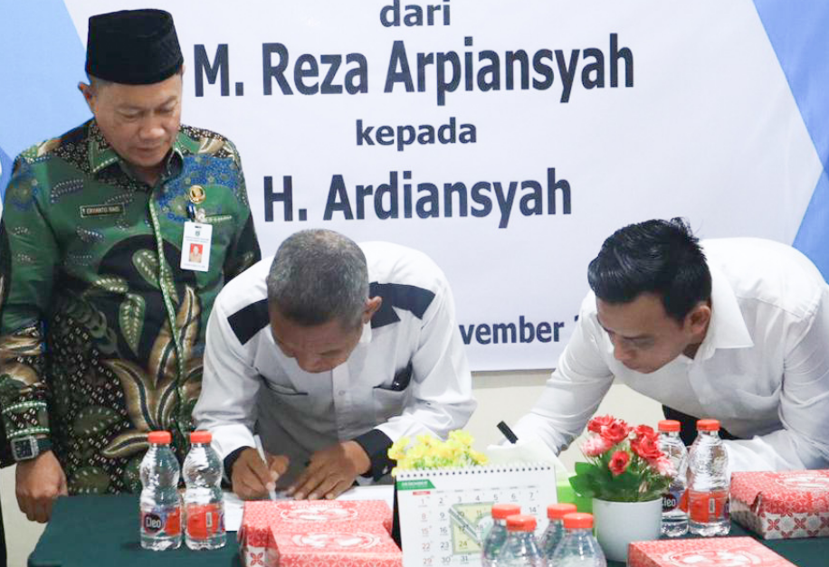 Asisten Ekobang Hadiri Serah Terima Jabatan Komisaris PT Nusantara Batulicin