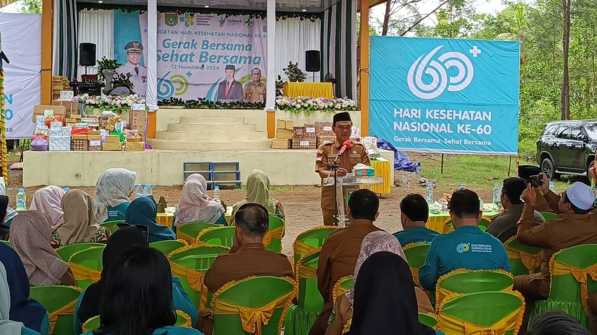 Meriah Hari Kesehatan Nasional Ke 60, Bupati Tanbu Ajak Utamakan Kesehatan Keluarga dan Lingkungan