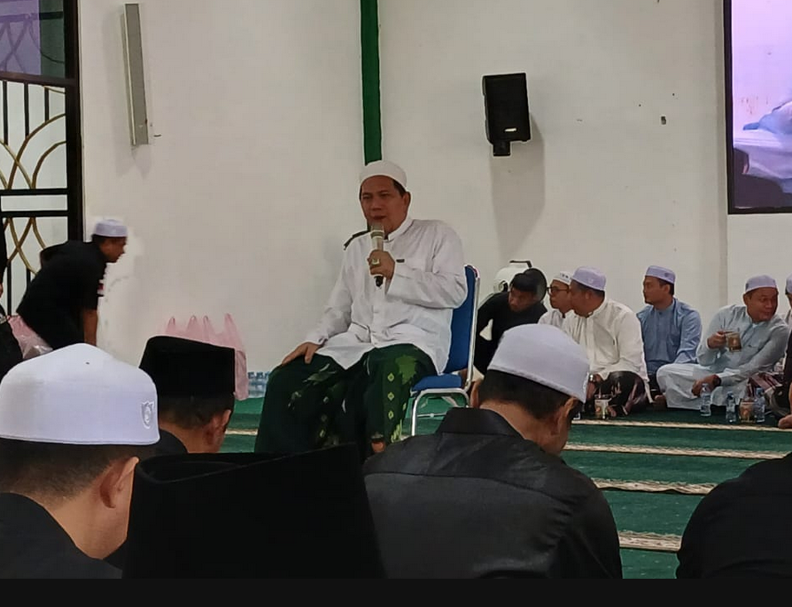 Bupati Tanah Bumbu Zairullah Undang KH Zhofaruddin (Guru Udin Samarinda) ke Pendopo Serambi Madinah