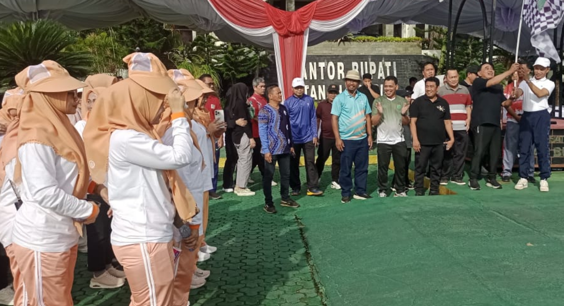 HUT Korpri Ke 53 Bupati Tanah Bumbu Lepas Jalan Santai