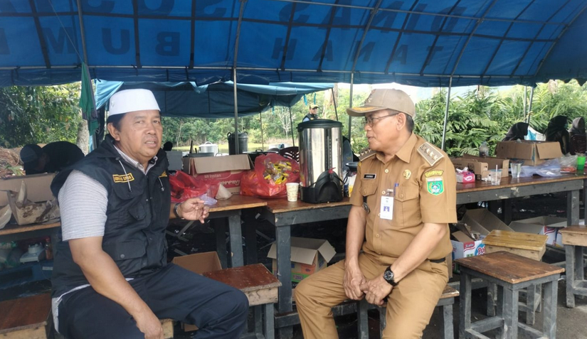 Monitoring Arus Balik, Posko Rest Area Jalan Alternatif Batulicin-Banjarbaru KM 62 Kecamatan Mantewe Ramai Dikunjungi Jamaah