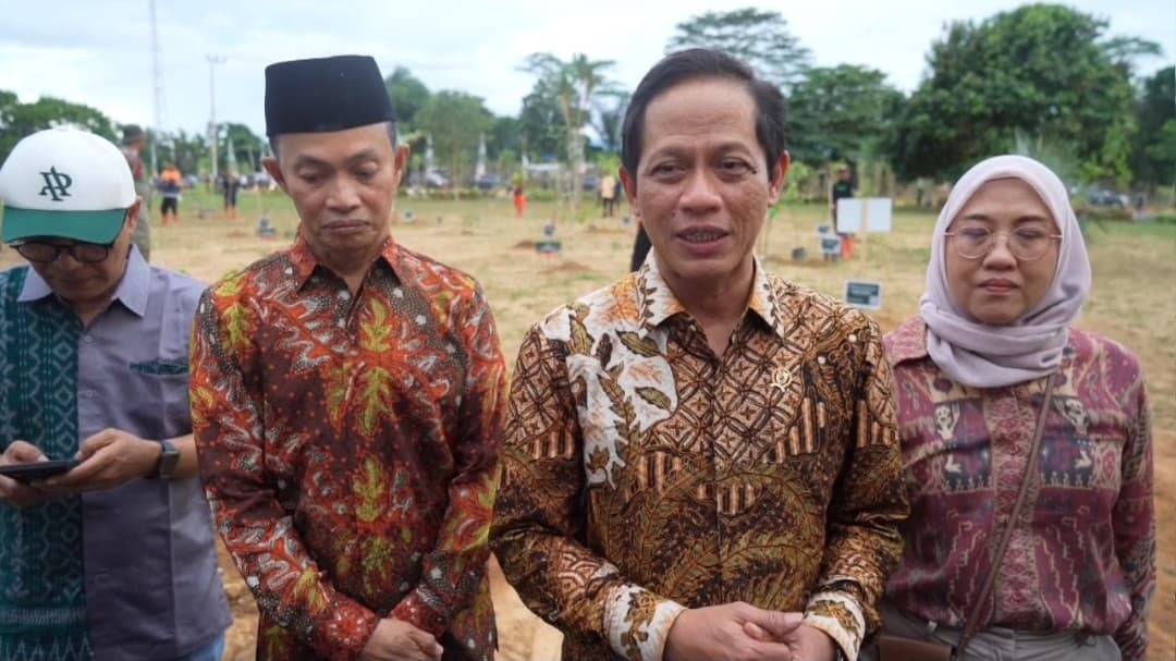Tanah Bumbu Pilot Project Kabupaten Bebas Sampah, Menteri LH Beri Nilai Bagus