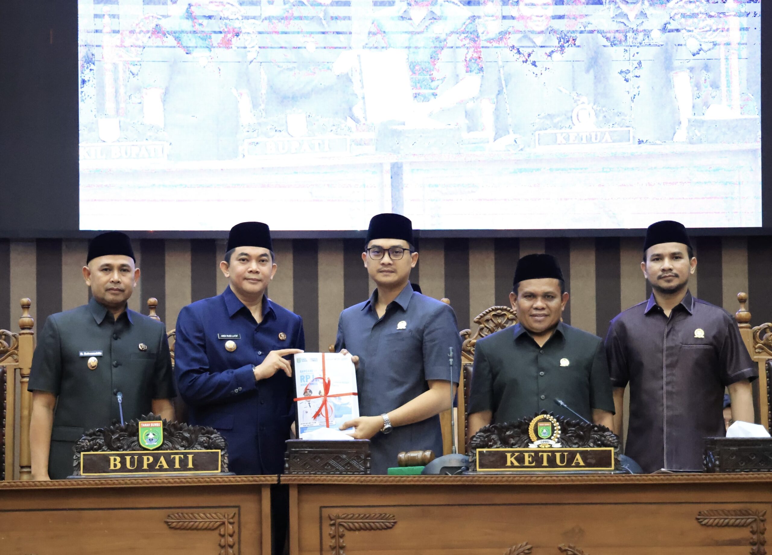 Rapurna : Bupati Tanbu Sampaikan Tujuh Misi Prioritas, Selaras Dengan Visi Nasional dan Kebijakan Permendagri