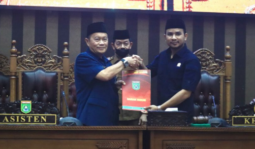Rapurna Bupati Andi Rudi Latif Sampaikan Raperda, Riset dan Inovasi Daerah, untuk Menuju Tanah Bumbu BerAKSI