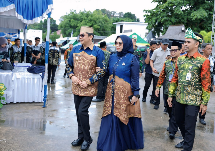 Bupati Tanbu Andi Rudi Latif Hadiri Peringatan Hari Jadi ke-75 Kotabaru