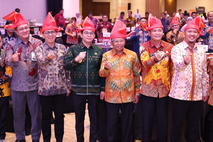 Bupati Andi Rudi Latif Turut Hadir “Launching Serbu Pasar”