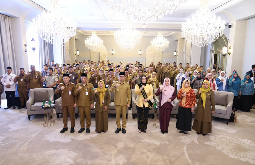 Andi Irmayani Rudi Latif Resmi di Lantik Sebagai Bunda Literasi Kabupaten Tanah Bumbu Untuk Masa Bakti 2025 – 2030