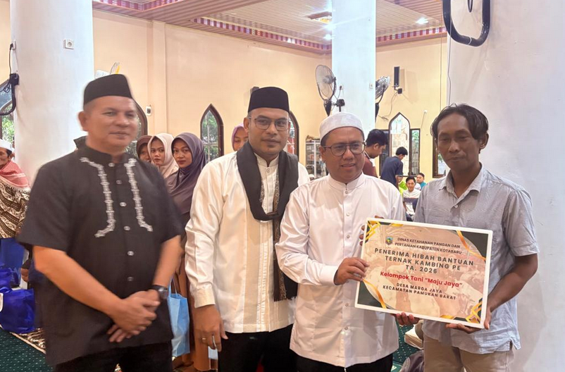 Silaturahmi Melalui Safari Ramadan Pemkab Kotabaru Serap Aspirasi Warga Serta Berikan Bantuan Sosial